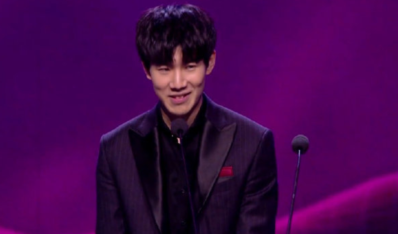 上节目代打也不行，LCK官网处罚Canyon