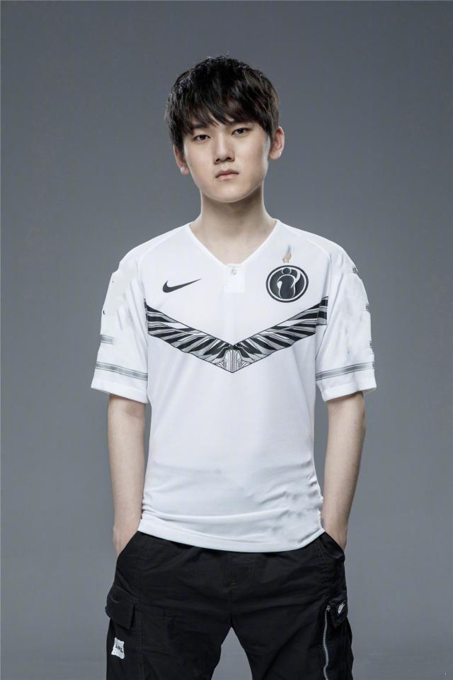 迷之操作？Doggo被BLG官宣下放至2队